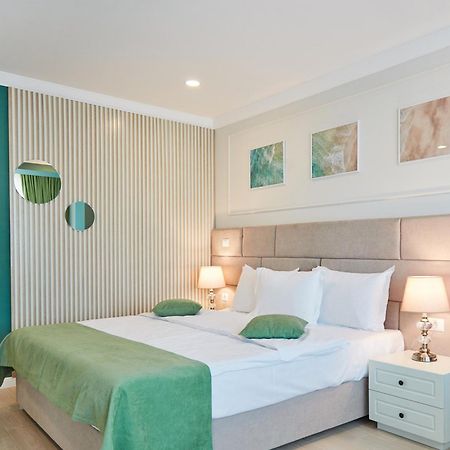Hotel Azaleea Mamaia Nord Năvodari Extérieur photo