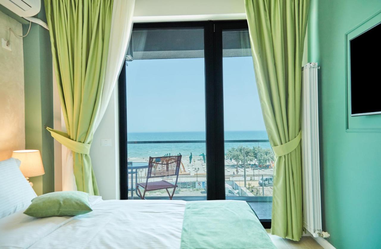 Hotel Azaleea Mamaia Nord Năvodari Extérieur photo