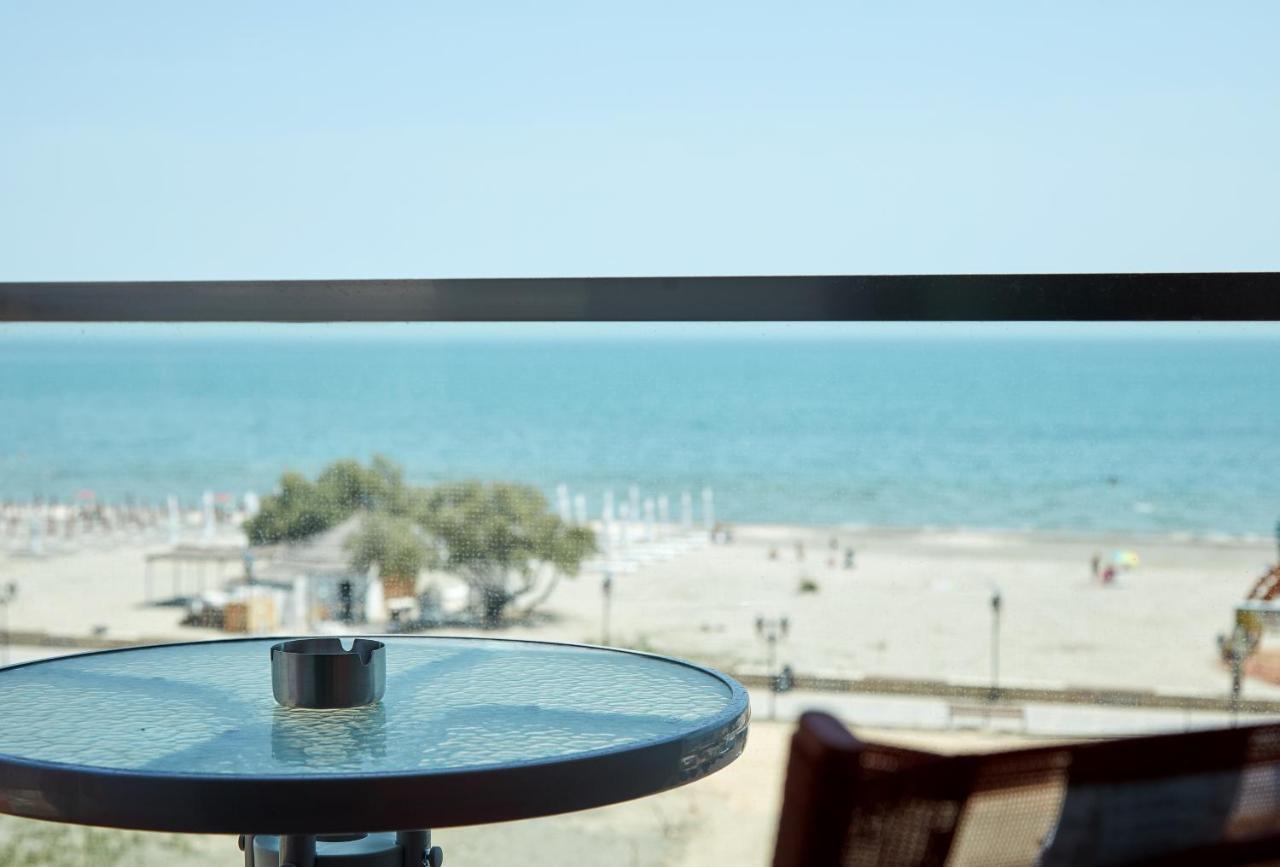 Hotel Azaleea Mamaia Nord Năvodari Extérieur photo