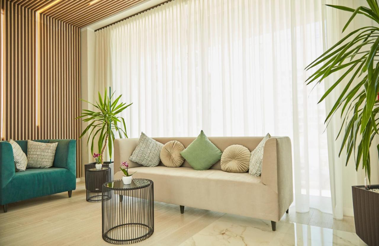 Hotel Azaleea Mamaia Nord Năvodari Extérieur photo